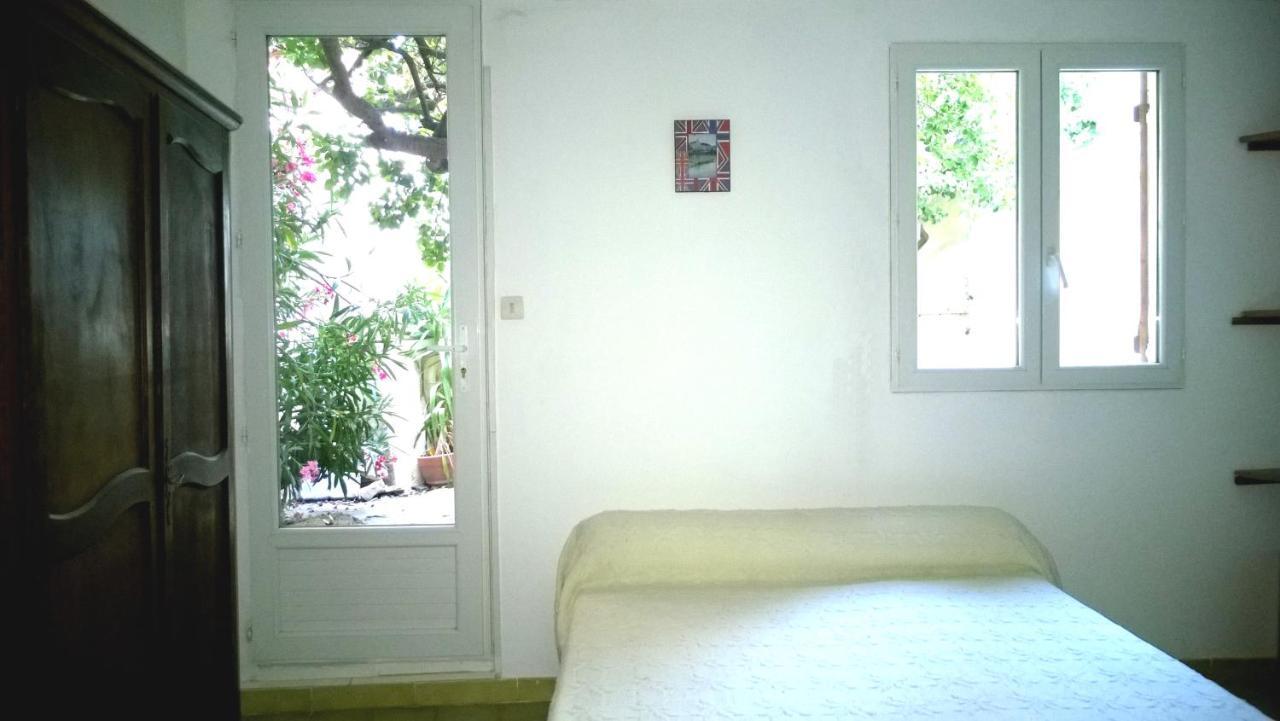 Logement Climatise Avec Jardin Et Parking Pour 2 Personnes En Bord De Plage Ла Сиота Екстериор снимка