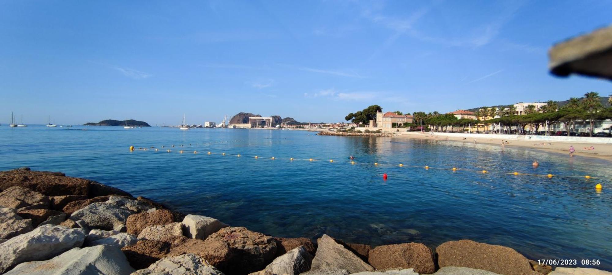 Logement Climatise Avec Jardin Et Parking Pour 2 Personnes En Bord De Plage Ла Сиота Екстериор снимка